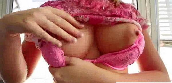  Solo Girl Get To Orgams With All Kind Of Sex Toys video-13